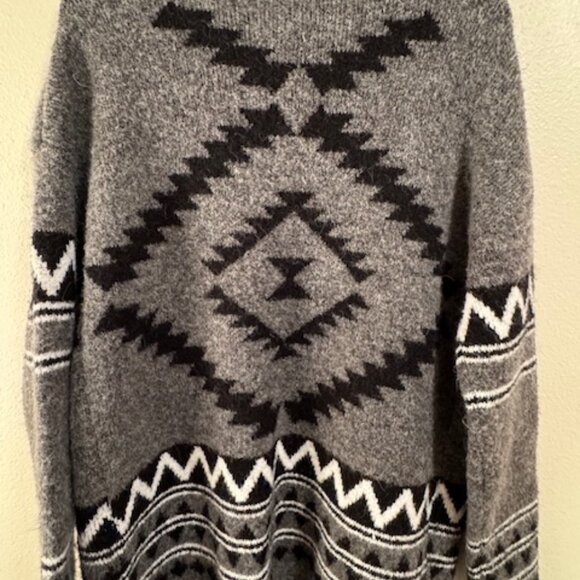Women's Aztec Style Cardigan Sweater - Small - Picture 4 of 7
